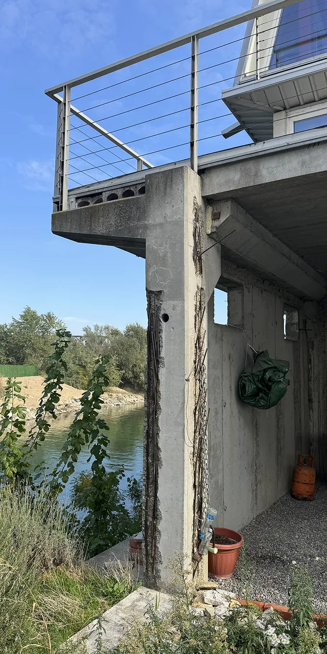 structură de beton prefabricat neterminată