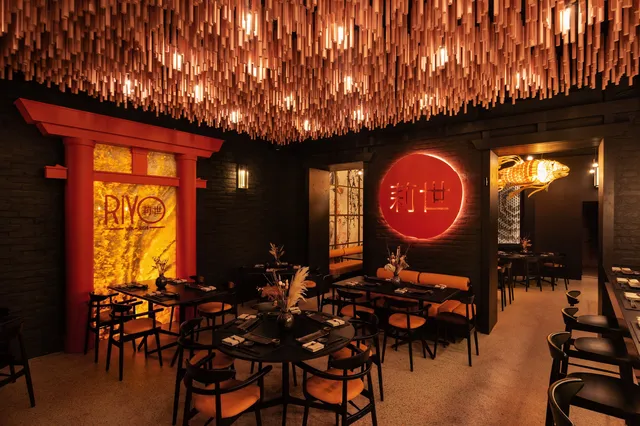 Riyo Wok & Sushi